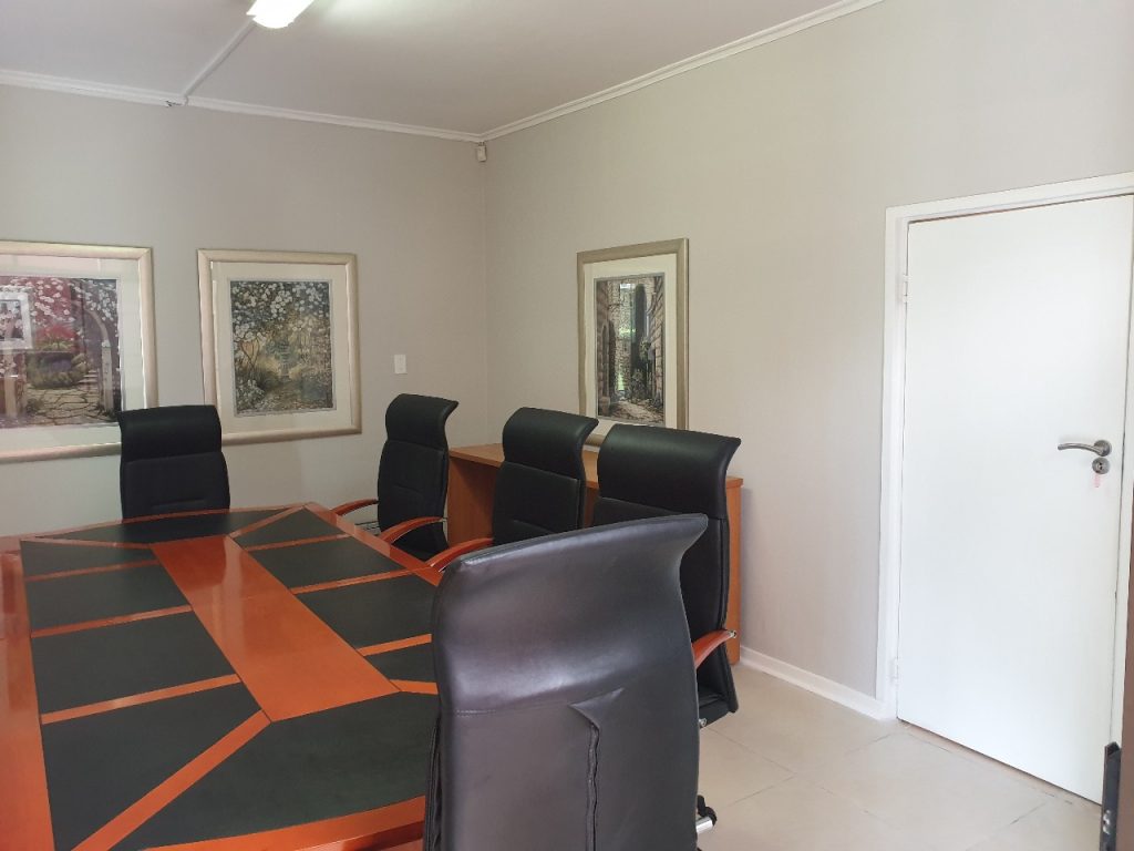 WhatsApp Image 2025-06-23 at 21.35.00 (1)